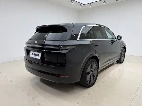 Li Auto L7 2024