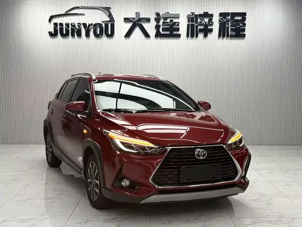 Toyota Yaris L 2023