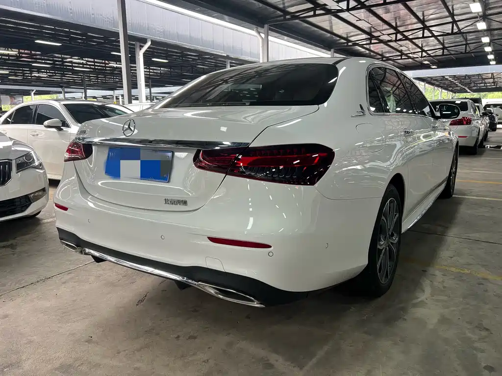 Mercedes-Benz E-Class 2023