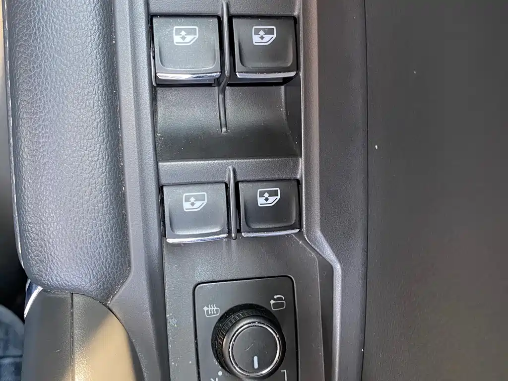 Volkswagen Tiguan L 2021 — фото 15