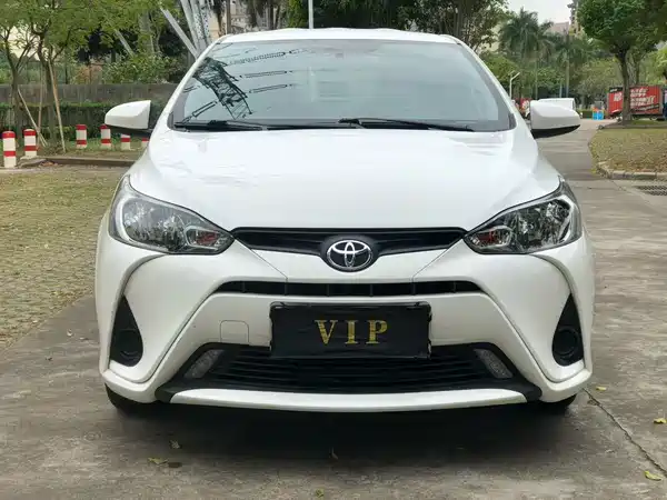 Toyota Yaris L 2020