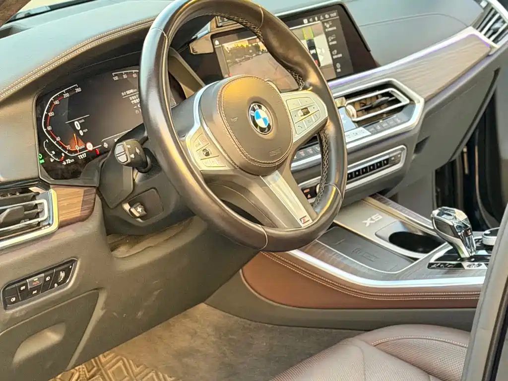 BMW X5 2022