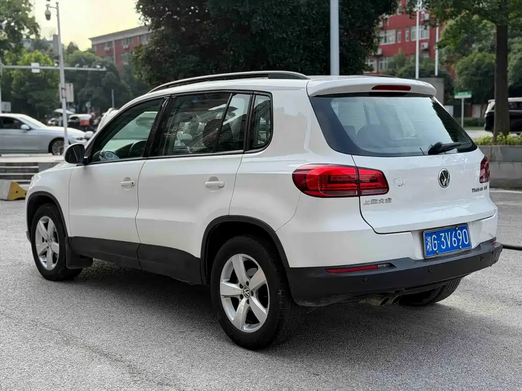 Volkswagen Tiguan 2014 — фото 6