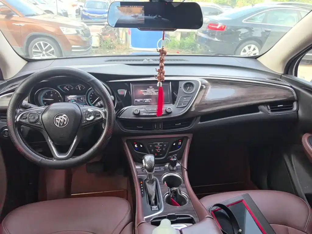 Buick Envision Plus 2017 — фото 10