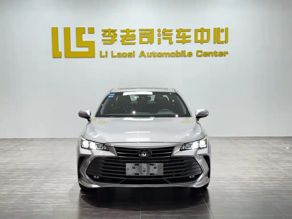 Toyota Avalon 2021 — фото 1