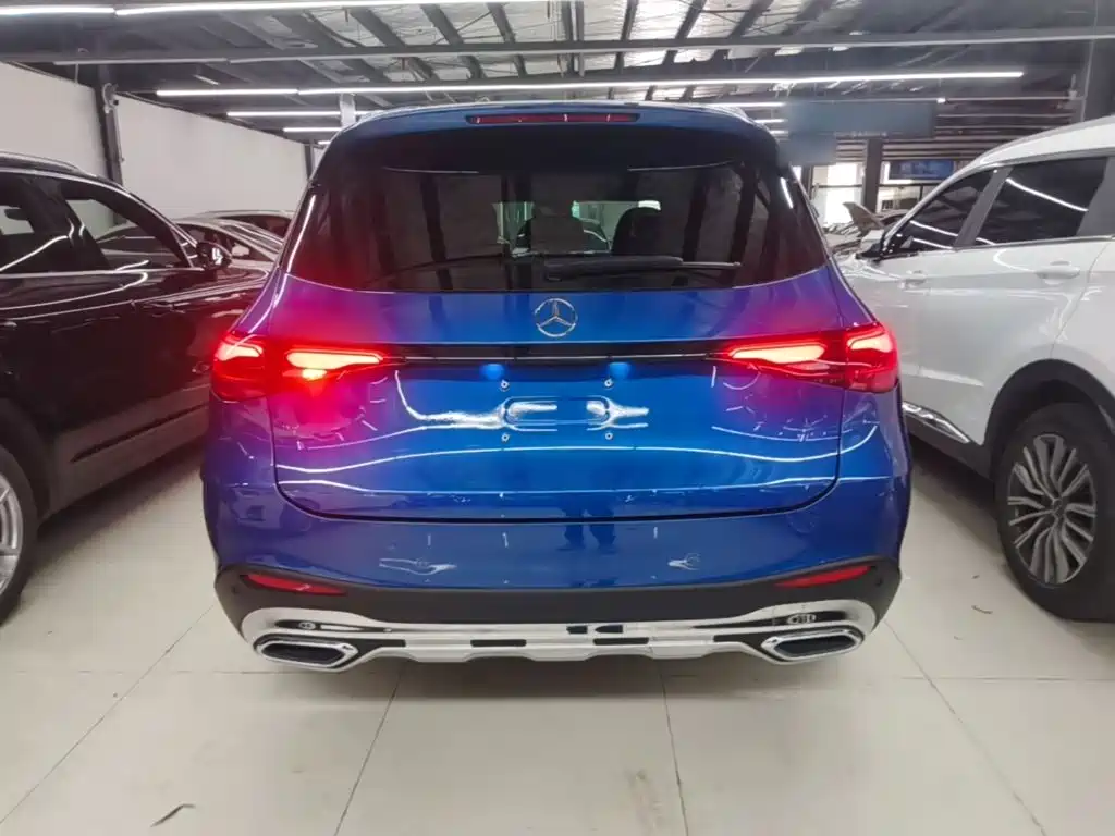Mercedes-Benz GLC 2023