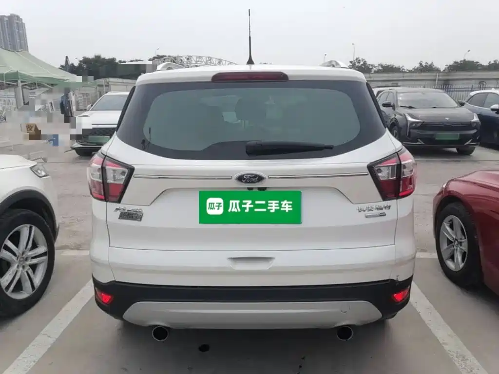 Ford Kuga 2016 — фото 6