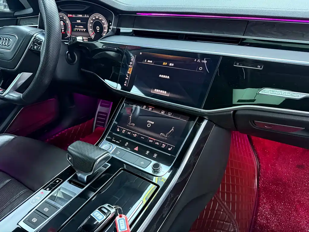 Audi A8 2020 — фото 14