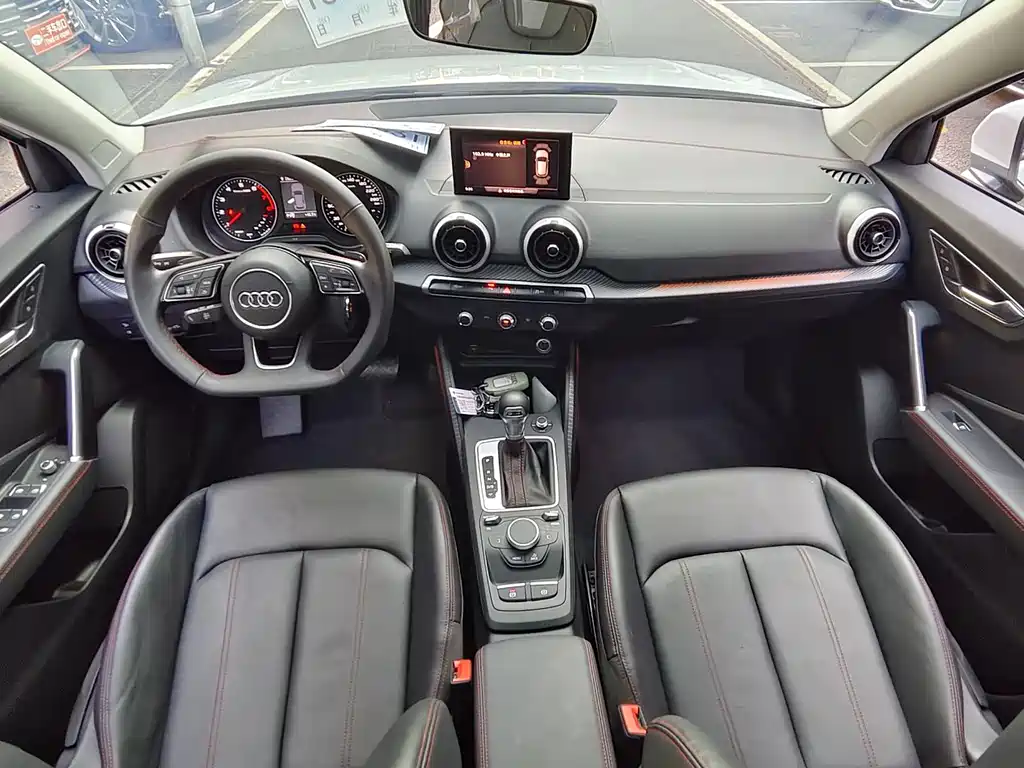 Audi Q2L 2022 — фото 13