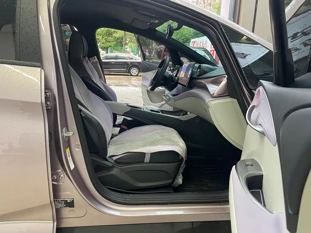 BYD Dolphin 2023 — фото 14