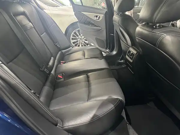 Infiniti Q50L 2018