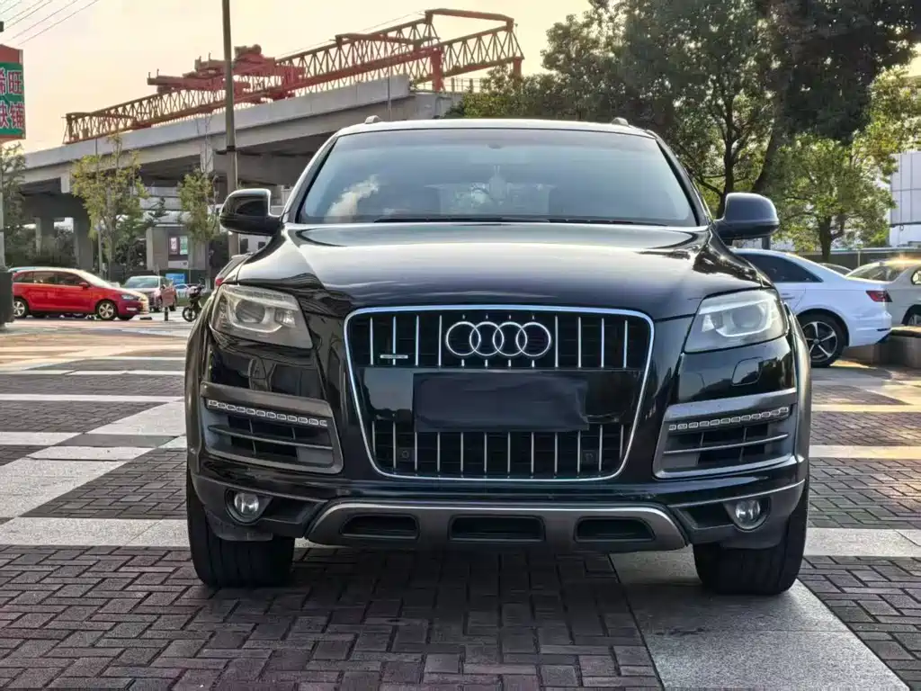 Audi Q7 2013 — фото 2