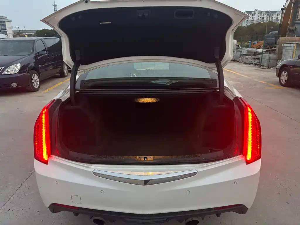 Cadillac ATS 2015 — фото 10