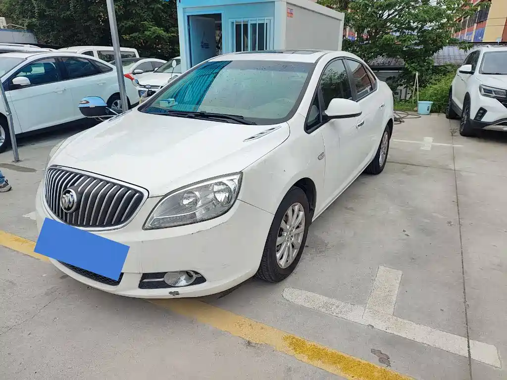Buick Excelle 2015 — фото 3