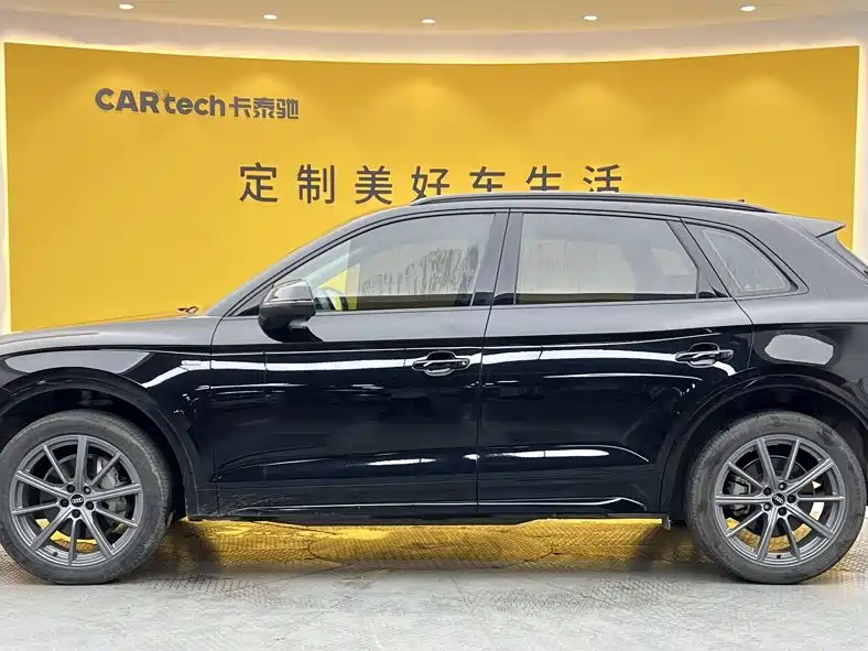 Audi Q5L 2022 — фото 7