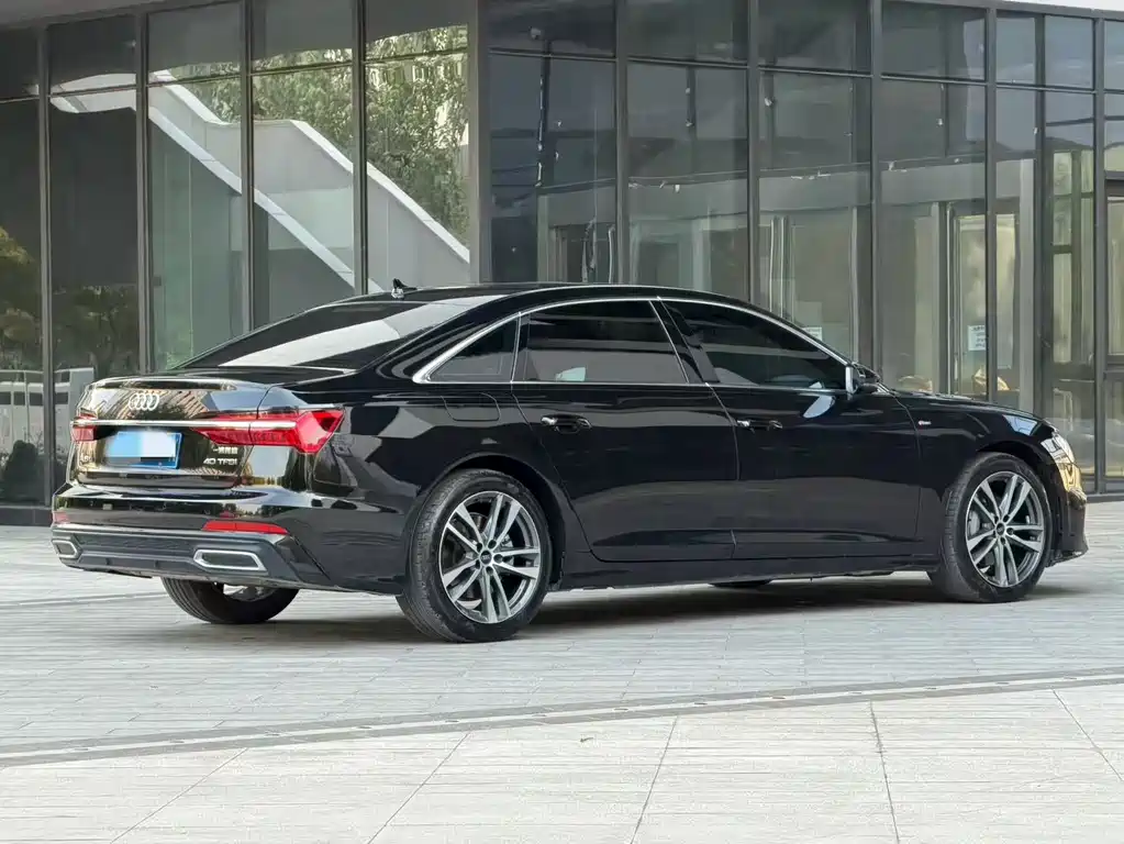 Audi A6L 2022 — фото 4