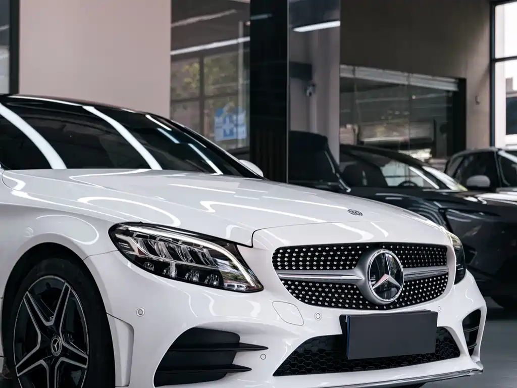 Mercedes-Benz C-Class 2019