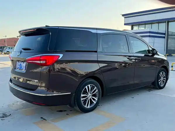 Buick GL8 2016