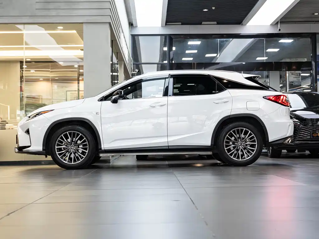 Lexus RX 2017 — фото 4