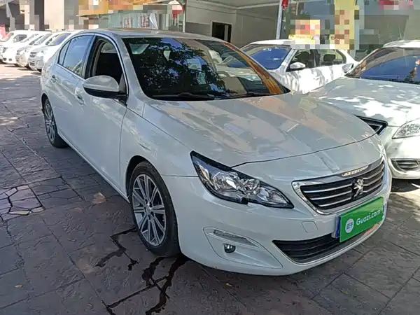 Peugeot 408 2015