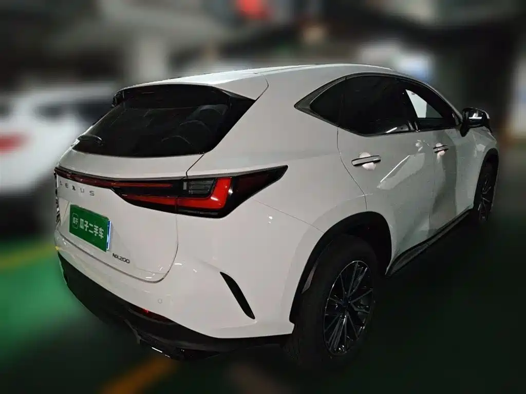 Lexus NX 2026 — фото 6