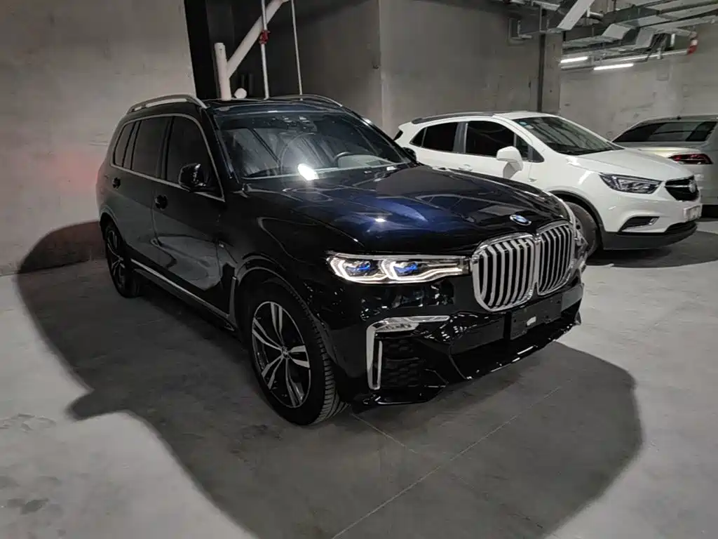 BMW X7 2022