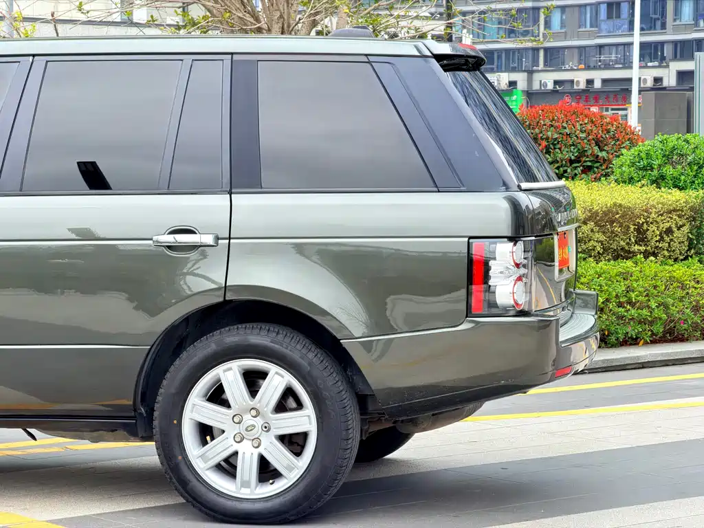 Land Rover Range Rover 2006 — фото 21