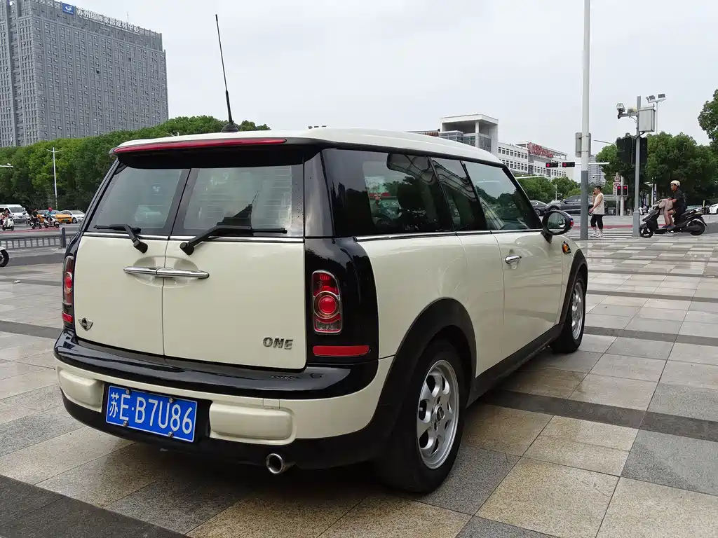 MINI Clubman 2014