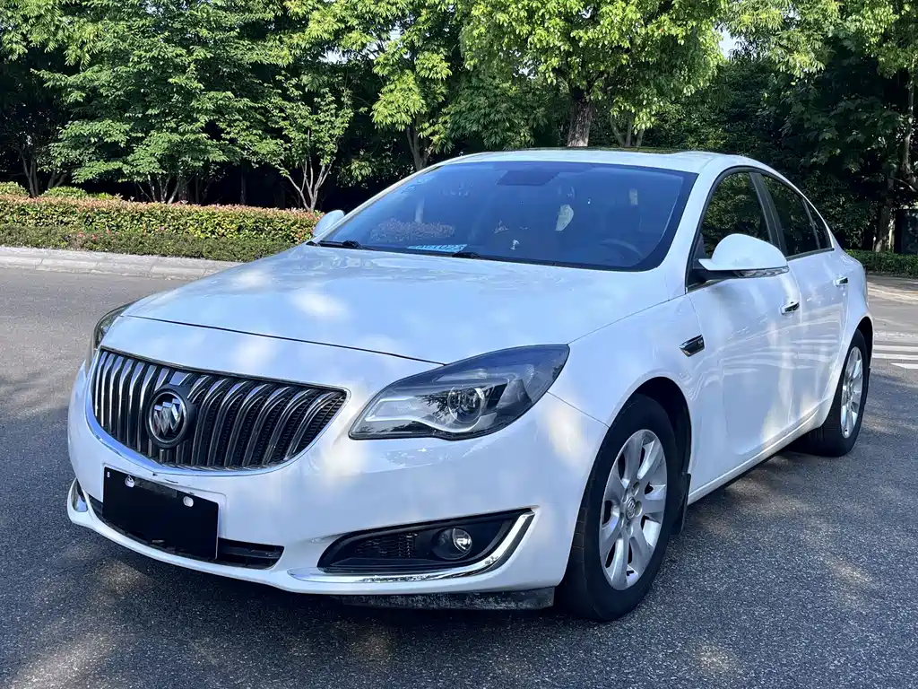 Buick Regal 2015 — фото 1