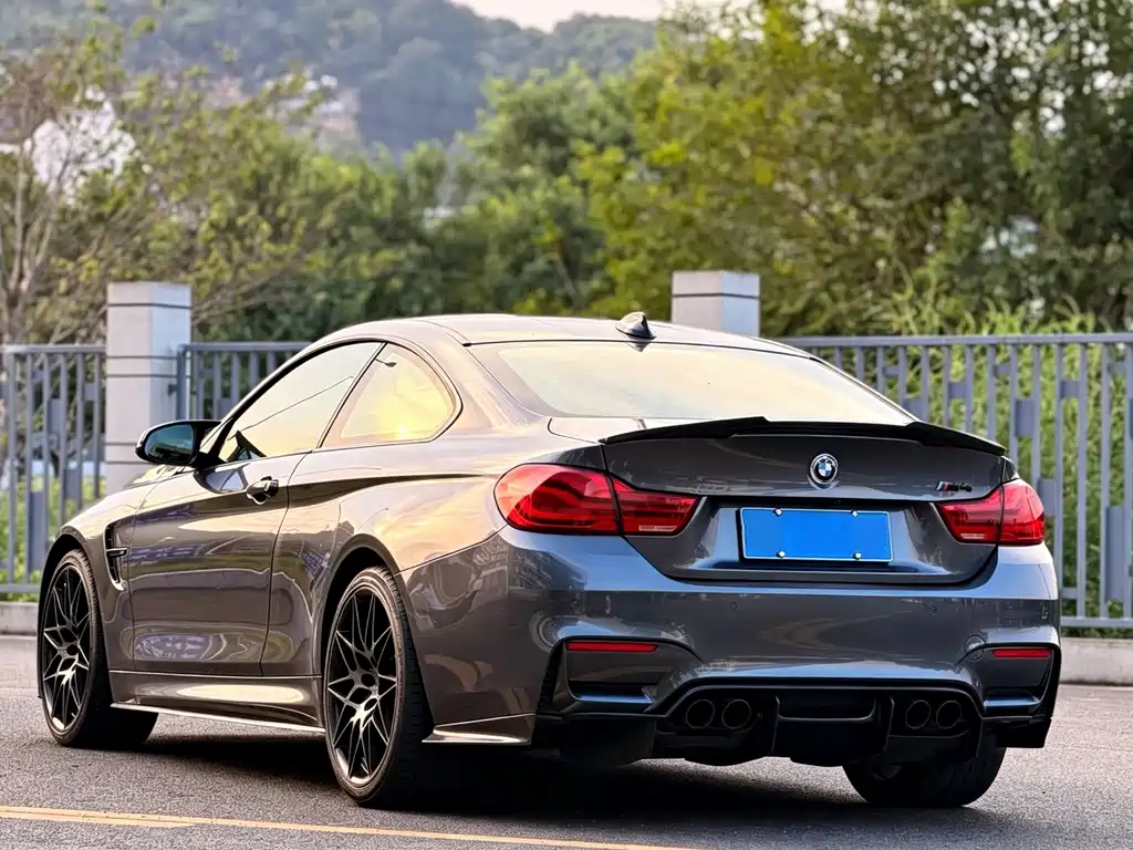 BMW M4 2018 — фото 3