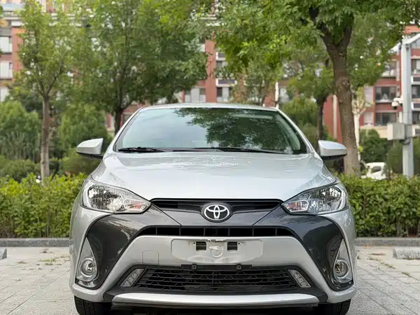 Toyota Yaris L 2022
