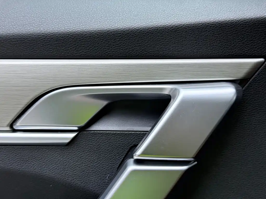 Geely Binyue 2023 — фото 15