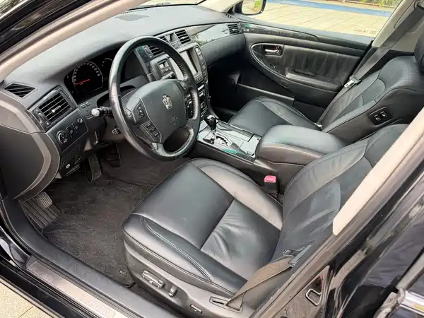 Toyota Crown 2008