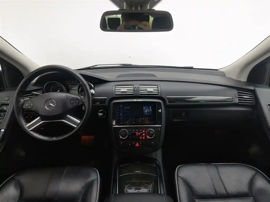 Mercedes-Benz R-Class 2018 — фото 5