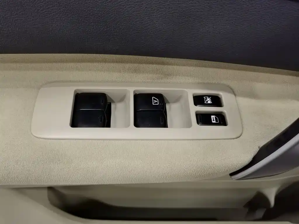 Nissan Qashqai 2015 — фото 9