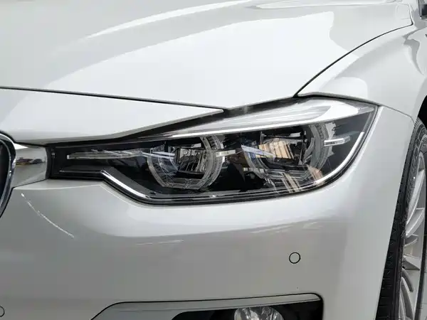 BMW 3 Series 2018