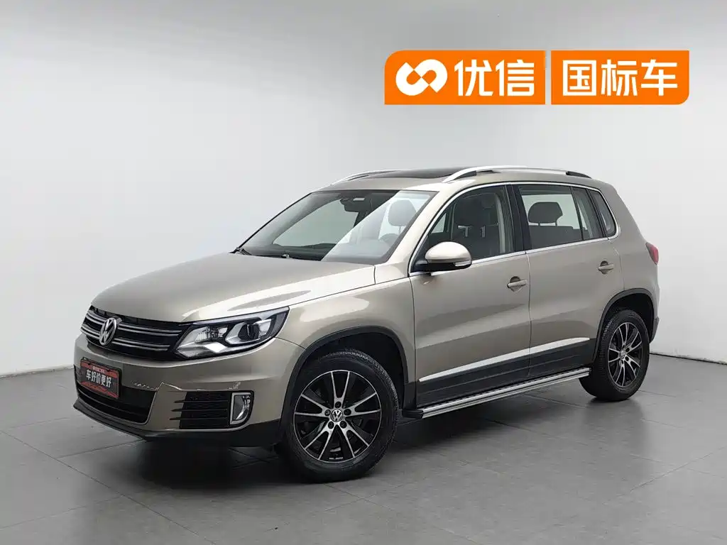 Volkswagen Tiguan 2015 — фото 1