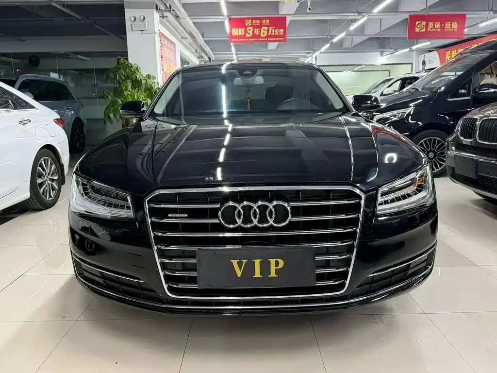 Audi A8 2015 — фото 2