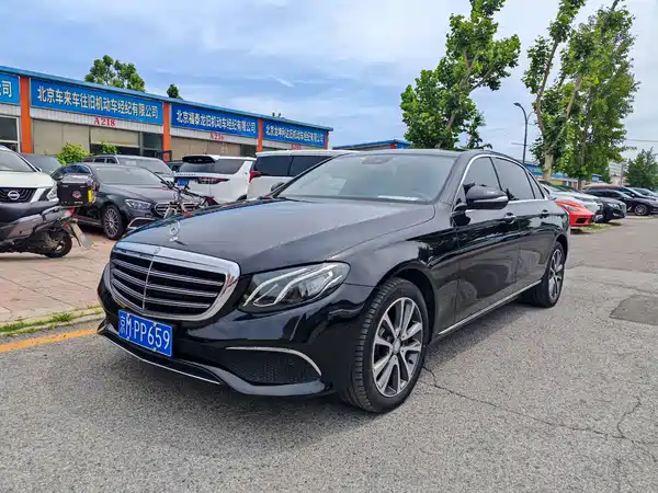 Mercedes-Benz E-Class 2016