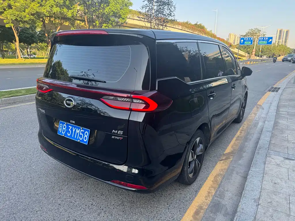 GAC Motor Trumpchi M6 2022 — фото 5