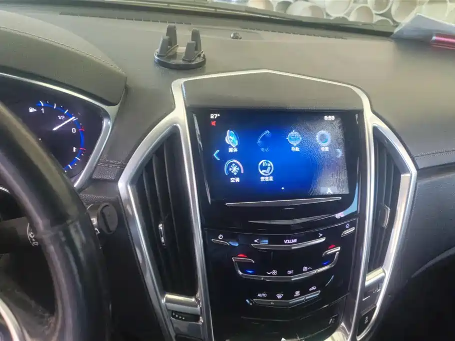 Cadillac SRX 2013 — фото 13