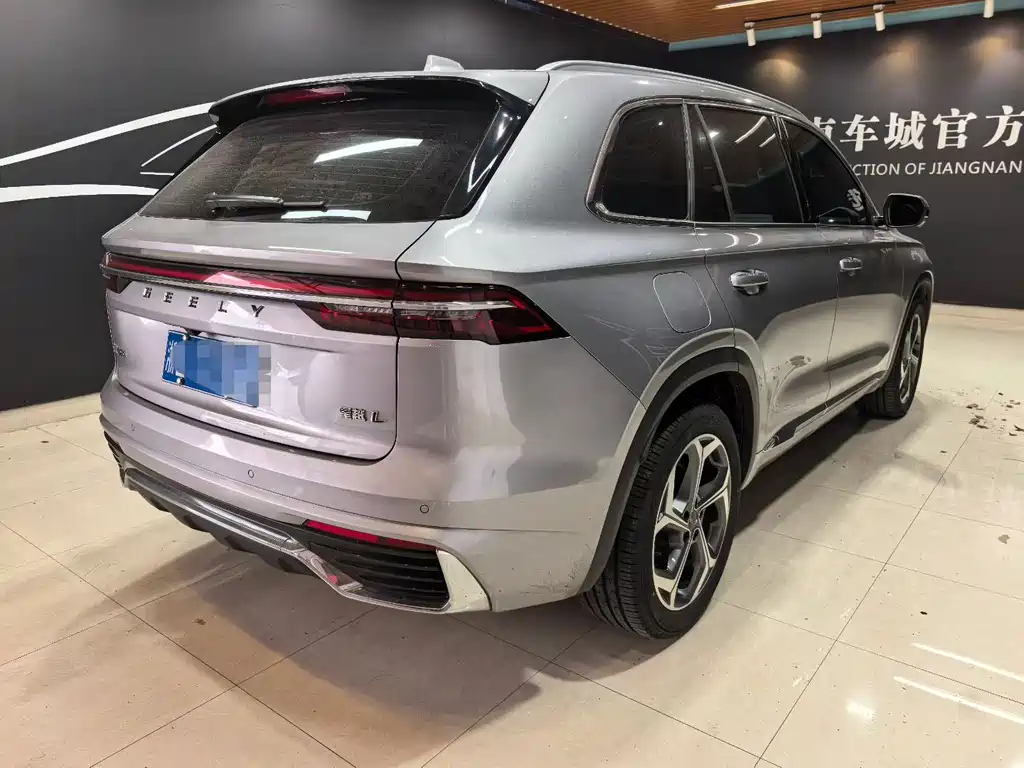 Geely Xingyue L 2026 — фото 3