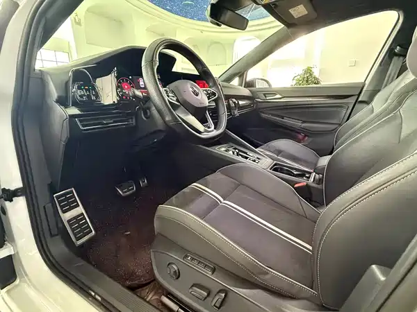 Volkswagen Golf 2022