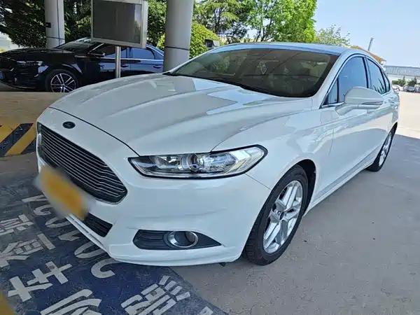 Ford Mondeo 2013