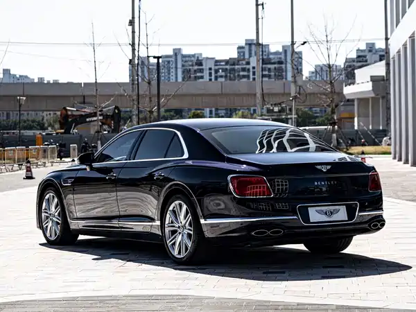 Bentley Flying Spur 2022
