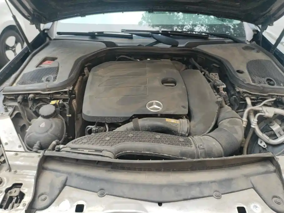 Mercedes-Benz E-Class 2020 — фото 10