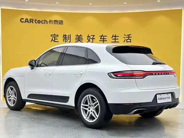Porsche Macan 2020