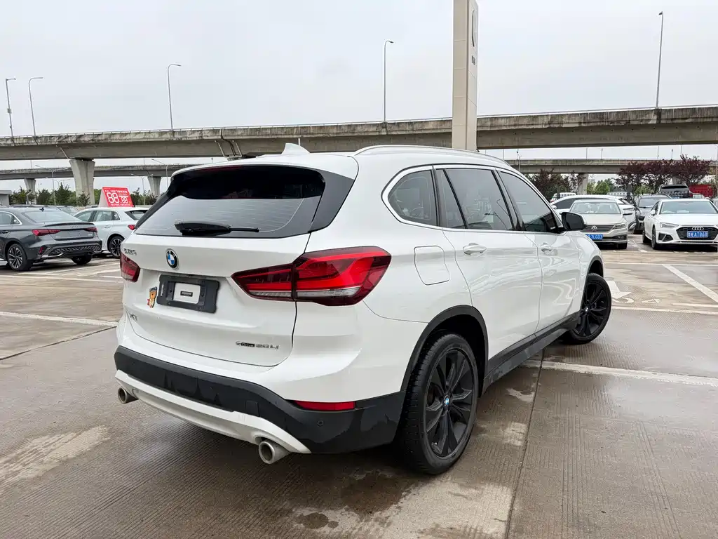 BMW X1 2020 — фото 13