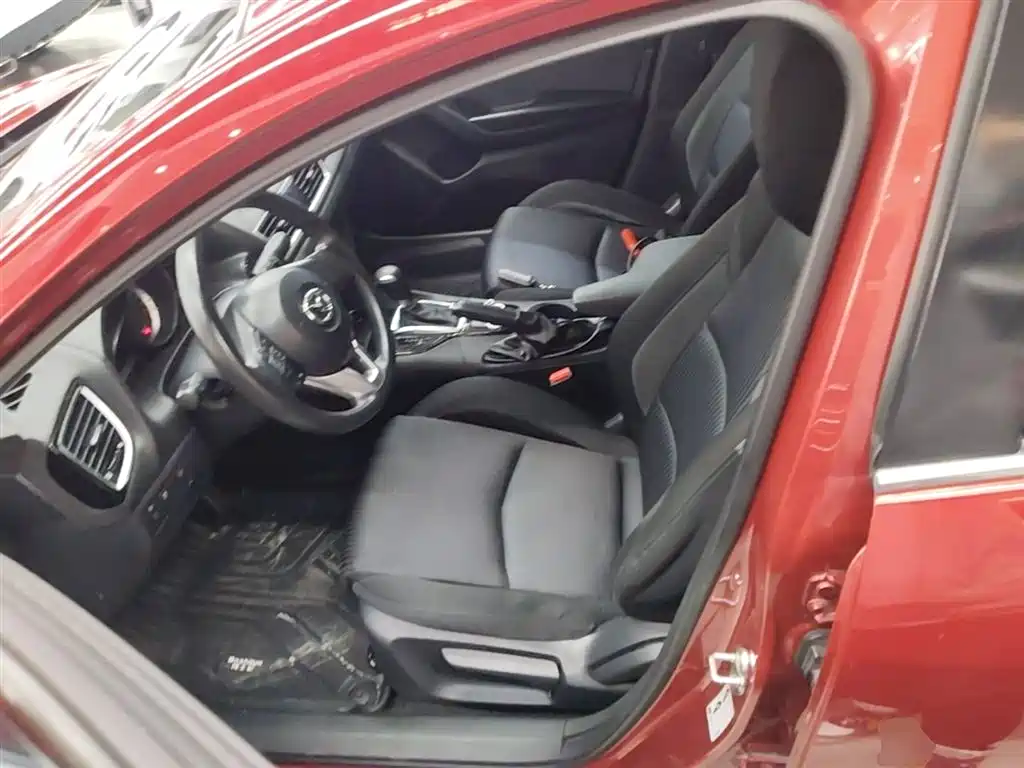 Mazda 3 Axela 2016 — фото 15