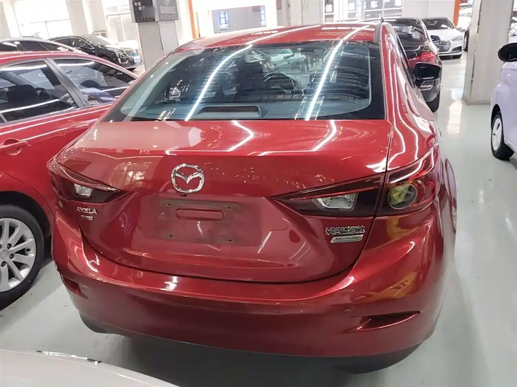 Mazda 3 Axela 2016 — фото 6